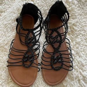 Ardene sandles size 10